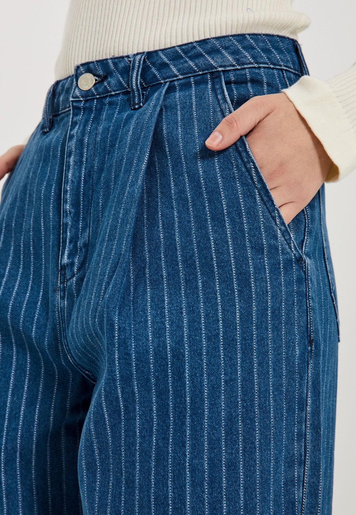 Kenzie Pleat Wide Jeans - Clear Blue with Stripes